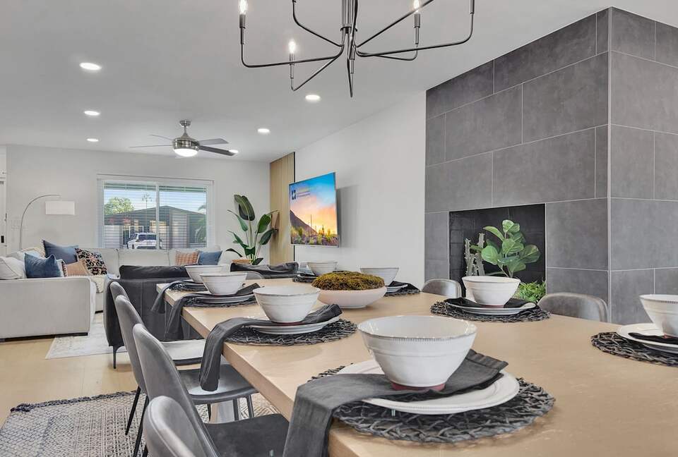 Modern Tempe Retreat with Heated Pool & Designer Backyard - Tempe, Arizona