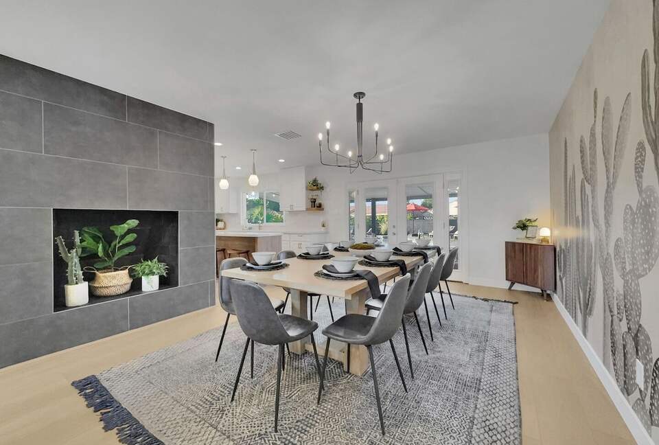 Modern Tempe Retreat with Heated Pool & Designer Backyard - Tempe, Arizona