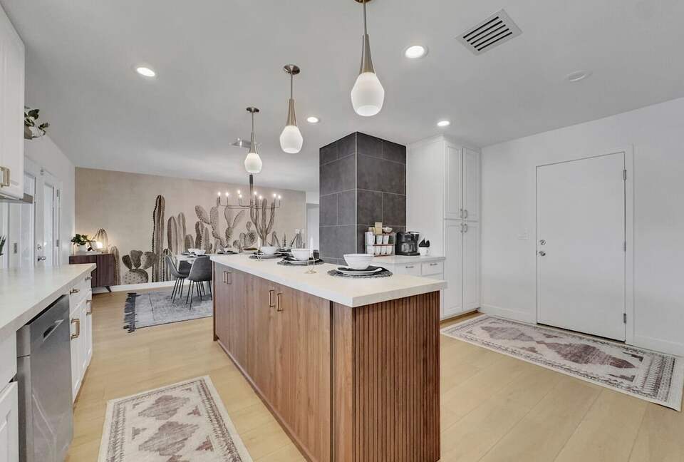 Modern Tempe Retreat with Heated Pool & Designer Backyard - Tempe, Arizona