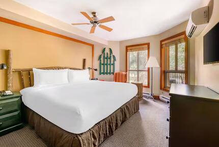 Hilton Whistler Two-Bedroom Alpine Suite - Whistler, Canada