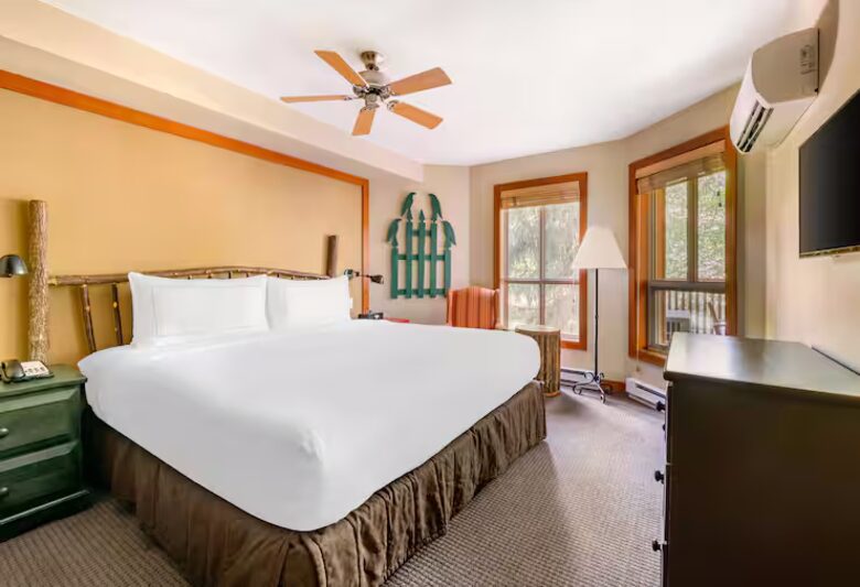 Hilton Whistler Two-Bedroom Alpine Suite - Whistler, Canada