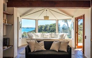 Spectacular Waiheke Estate With Gulf Views - Waiheke Island, New Zealand