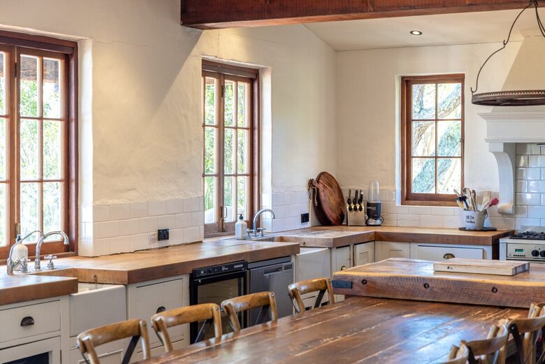 Spectacular Waiheke Estate With Gulf Views - Waiheke Island, New Zealand