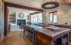 Spectacular Waiheke Estate With Gulf Views - Waiheke Island, New Zealand