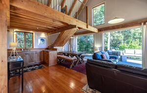 Spectacular Waiheke Estate With Gulf Views - Waiheke Island, New Zealand