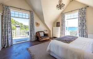 Spectacular Waiheke Estate With Gulf Views - Waiheke Island, New Zealand