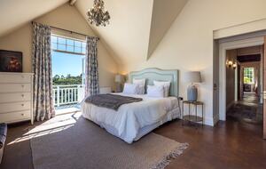 Spectacular Waiheke Estate With Gulf Views - Waiheke Island, New Zealand