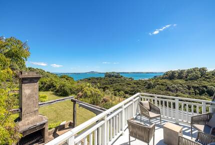 Spectacular Waiheke Estate With Gulf Views - Waiheke Island, New Zealand