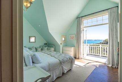 Spectacular Waiheke Estate With Gulf Views - Waiheke Island, New Zealand