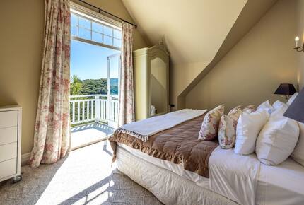 Spectacular Waiheke Estate With Gulf Views - Waiheke Island, New Zealand