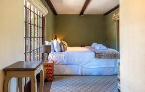 Spectacular Waiheke Estate With Gulf Views - Waiheke Island, New Zealand