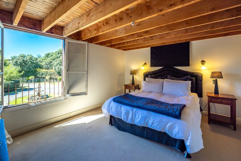 Spectacular Waiheke Estate With Gulf Views - Waiheke Island, New Zealand