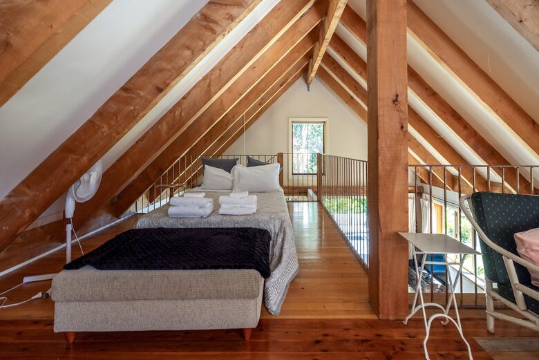 Spectacular Waiheke Estate With Gulf Views - Waiheke Island, New Zealand