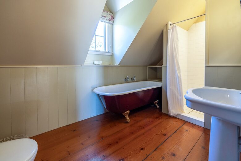 Spectacular Waiheke Estate With Gulf Views - Waiheke Island, New Zealand