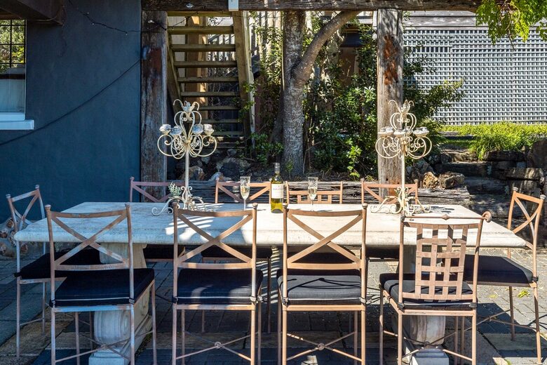 Spectacular Waiheke Estate With Gulf Views - Waiheke Island, New Zealand