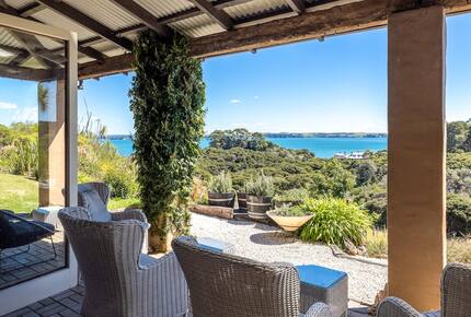 Spectacular Waiheke Estate With Gulf Views - Waiheke Island, New Zealand