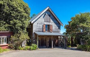 Spectacular Waiheke Estate With Gulf Views - Waiheke Island, New Zealand