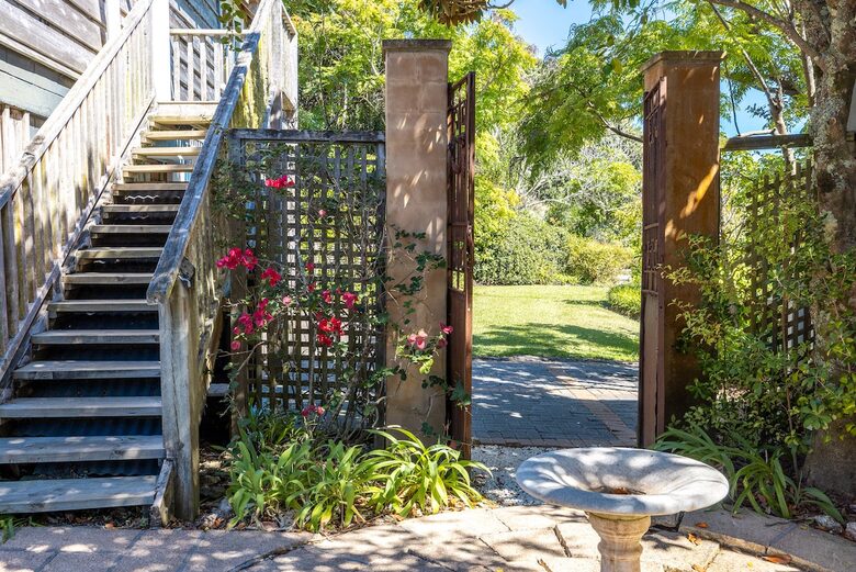 Spectacular Waiheke Estate With Gulf Views - Waiheke Island, New Zealand