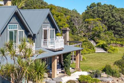 Spectacular Waiheke Estate With Gulf Views - Waiheke Island, New Zealand