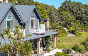 Spectacular Waiheke Estate With Gulf Views - Waiheke Island, New Zealand