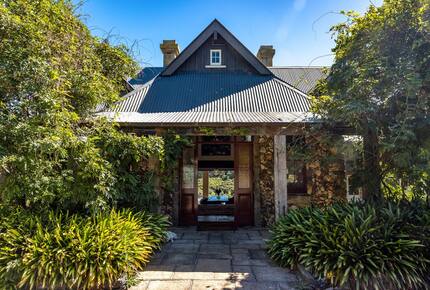 Spectacular Waiheke Estate With Gulf Views - Waiheke Island, New Zealand