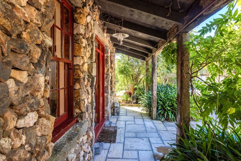 Spectacular Waiheke Estate With Gulf Views - Waiheke Island, New Zealand