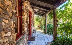 Spectacular Waiheke Estate With Gulf Views - Waiheke Island, New Zealand