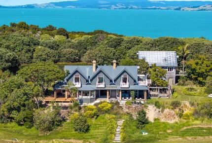 Spectacular Waiheke Estate With Gulf Views - Waiheke Island, New Zealand