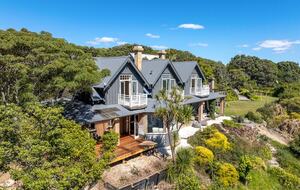 Spectacular Waiheke Estate With Gulf Views - Waiheke Island, New Zealand