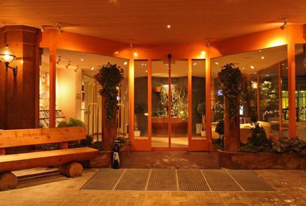 Mettenberg Family Room at the Hotel Belvedere