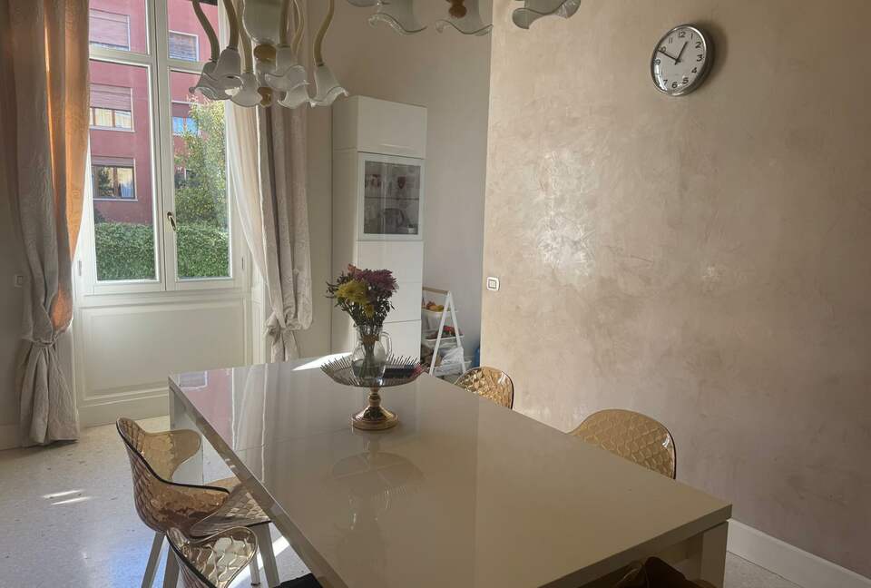 Charming Liberty-Style Apartment with Private Garden - Verona, Italy