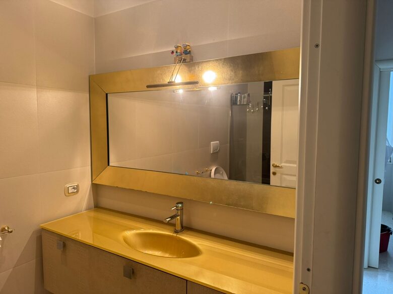 Charming Liberty-Style Apartment with Private Garden - Verona, Italy