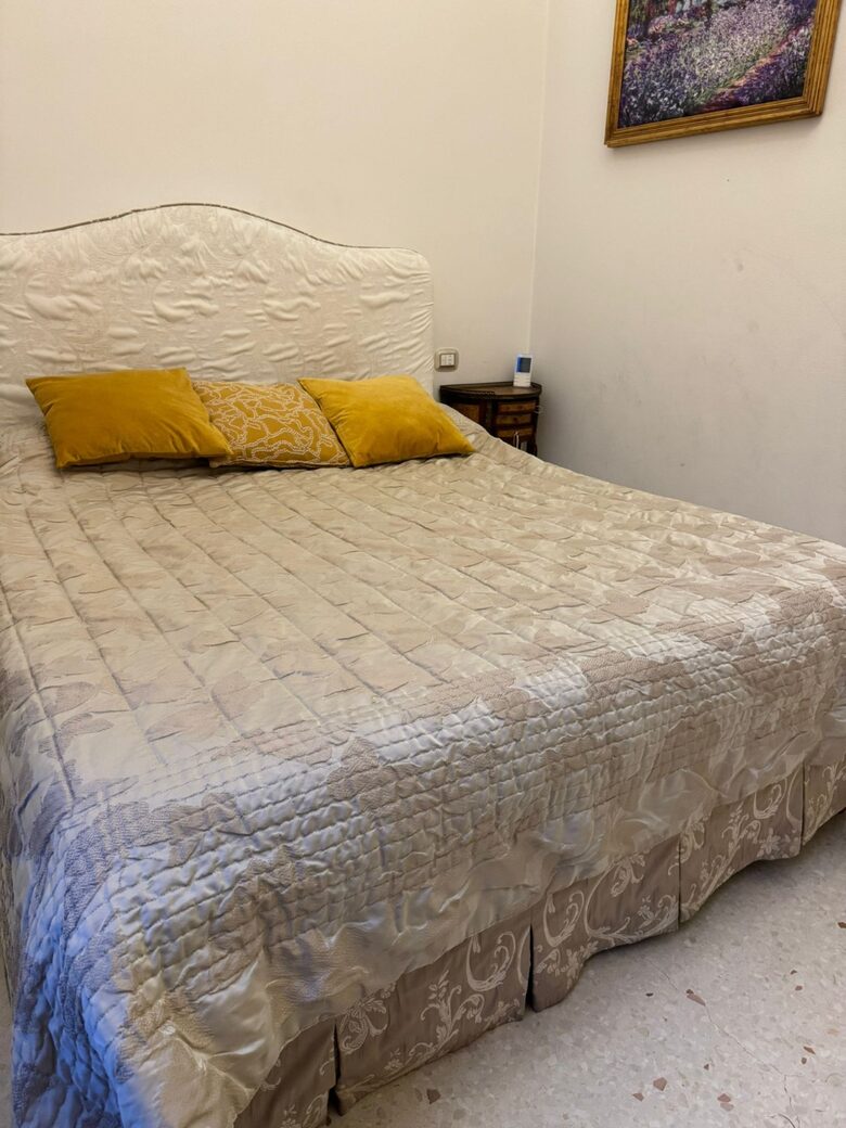 Charming Liberty-Style Apartment with Private Garden - Verona, Italy