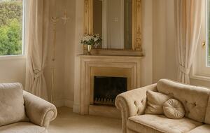 Charming Liberty-Style Apartment with Private Garden - Verona, Italy