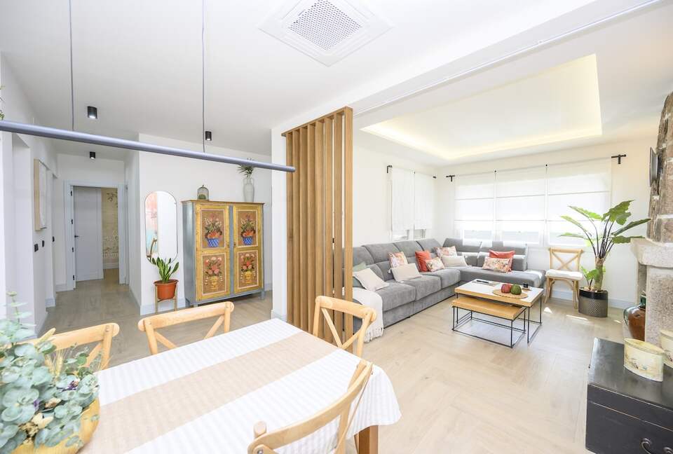 Charming Casa with Garden & Pool - Santa Olalla, Spain