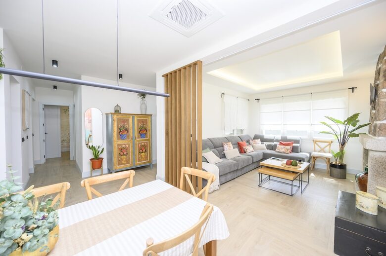 Charming Casa with Garden & Pool - Santa Olalla, Spain