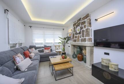 Charming Casa with Garden & Pool - Santa Olalla, Spain