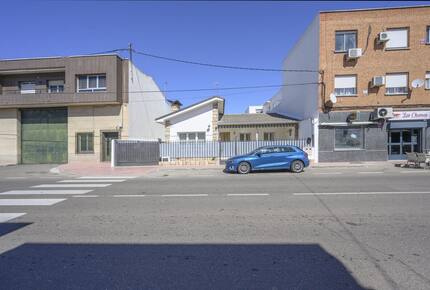 Charming Casa with Garden & Pool - Santa Olalla, Spain