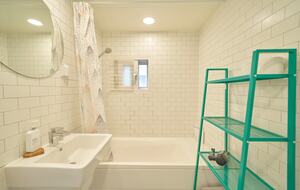 Hidden gem in the middle of Seoul with rooftop - Seoul, South Korea