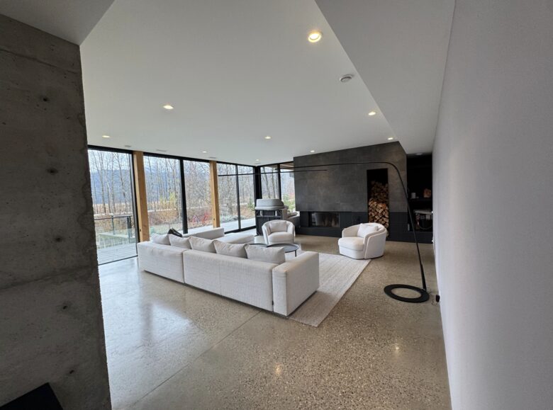 Reve Chalet | An 8-Acre Alpine Estate in the Heart of Revelstoke - Revelstoke, Canada