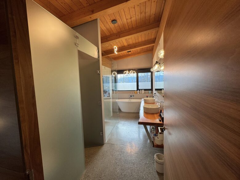 Reve Chalet | An 8-Acre Alpine Estate in the Heart of Revelstoke - Revelstoke, Canada