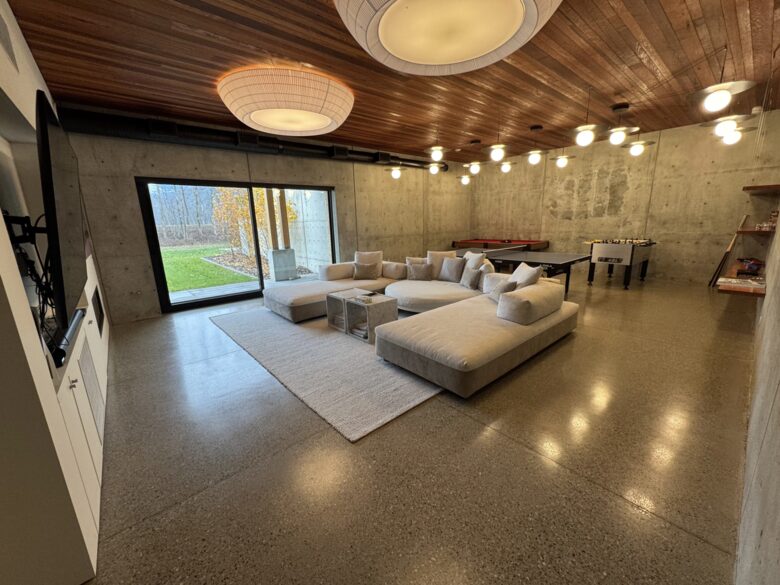 Reve Chalet | An 8-Acre Alpine Estate in the Heart of Revelstoke - Revelstoke, Canada