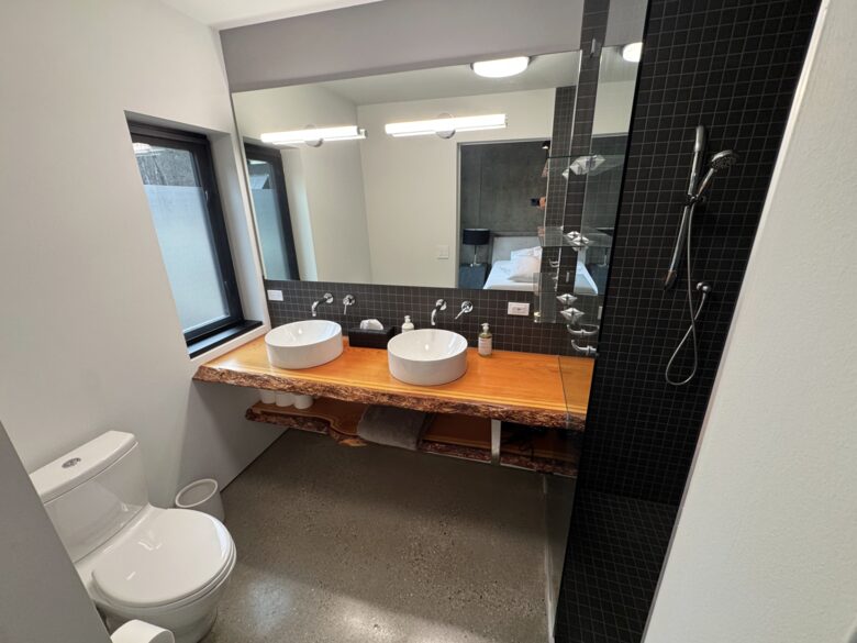 Reve Chalet | An 8-Acre Alpine Estate in the Heart of Revelstoke - Revelstoke, Canada