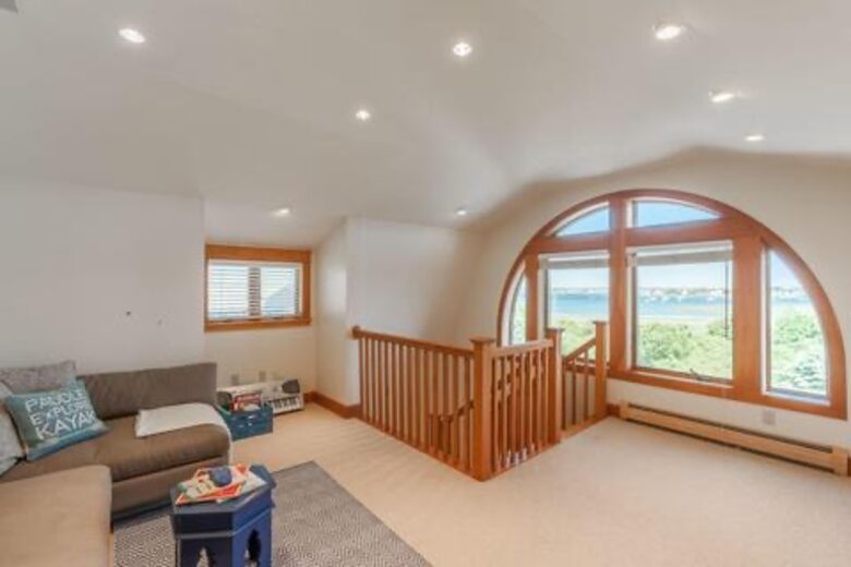 Timeless Maine Coastal Retreat with Panoramic Views - Biddeford, Maine