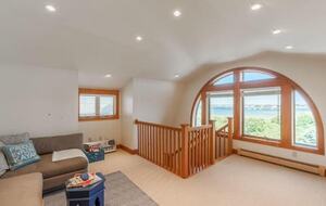 Timeless Maine Coastal Retreat with Panoramic Views - Biddeford, Maine