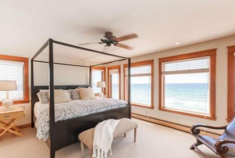 Timeless Maine Coastal Retreat with Panoramic Views - Biddeford, Maine