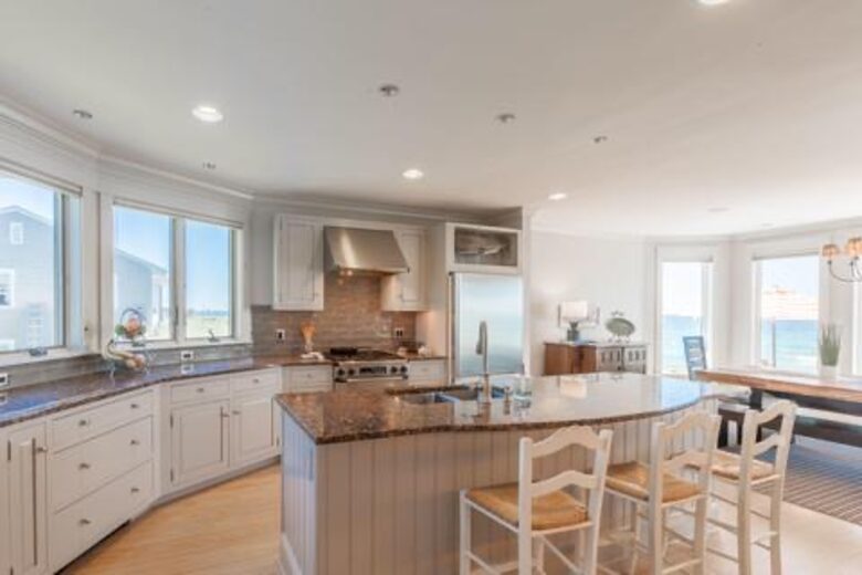 Timeless Maine Coastal Retreat with Panoramic Views - Biddeford, Maine