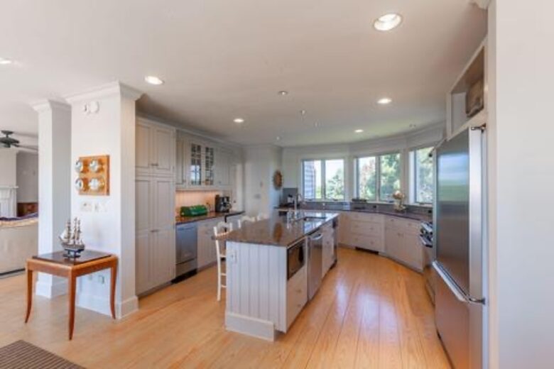 Timeless Maine Coastal Retreat with Panoramic Views - Biddeford, Maine