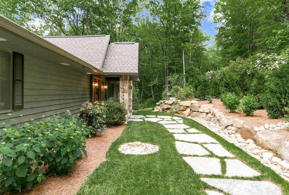 Modern Mountain Escape on Two Acres - Highlands, North Carolina