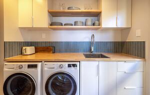 Premier Coastal Haven on Onetangi Bay - Onetangi, Waiheke Island, New Zealand